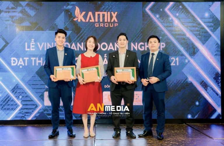 Tổ chức sự kiện lễ tri ân khách hàng từ ý tưởng đến kịch bản chi tiết và triển khai