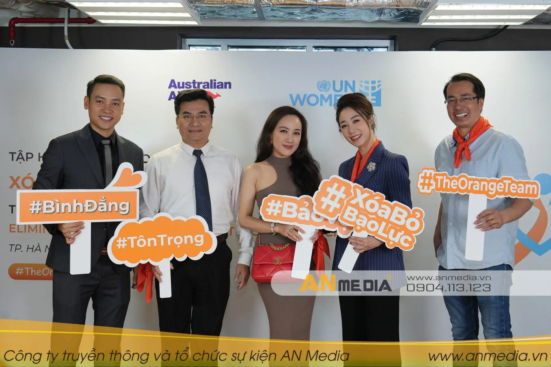 Ca sĩ Duy Khoa và các KOLs 