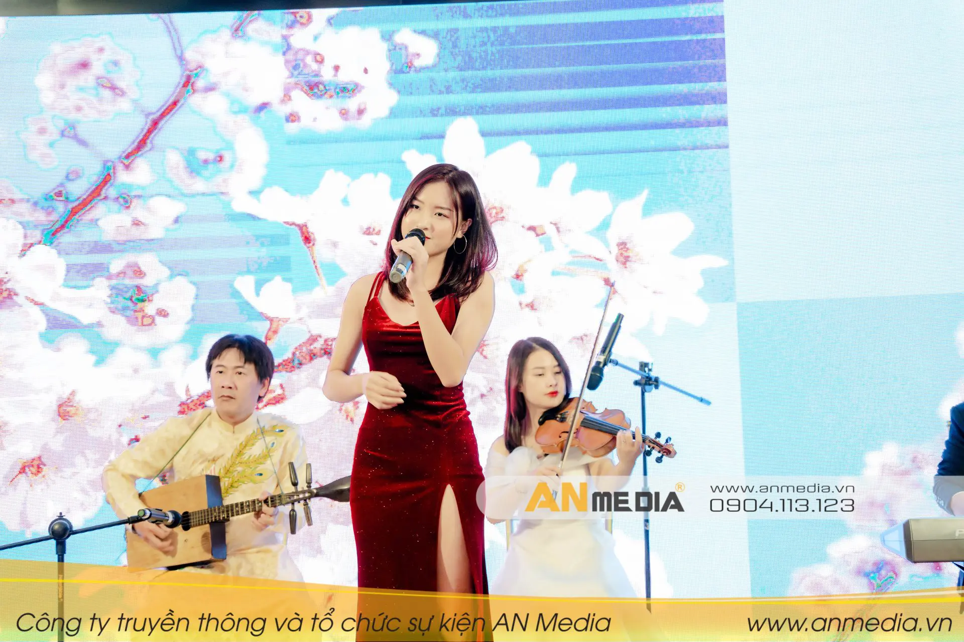 Tổ chức tiệc tất niên trọn gói tái AN Media