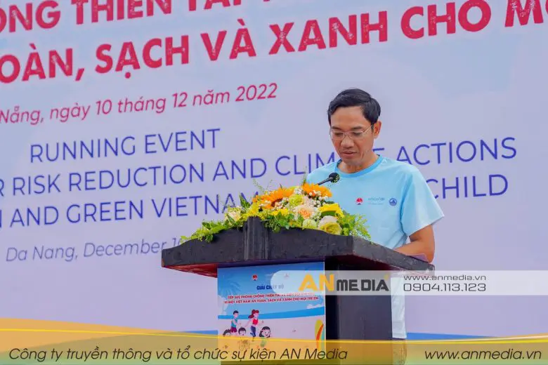 Ông Vũ Xuân Thành – Phó Tổng cục trưởng Tổng cục Phòng chống thiên tai, Phó Chánh văn phòng thường trực Ban Chỉ đạo quốc gia về phòng chống thiên tai - đại diện Văn phòng thường trực Ban Chỉ đạo phát biểu