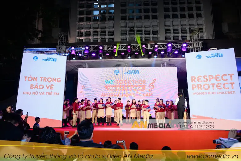 Cho thuê sân khấu sự kiện tại phố đi bộ Hồ Gươm