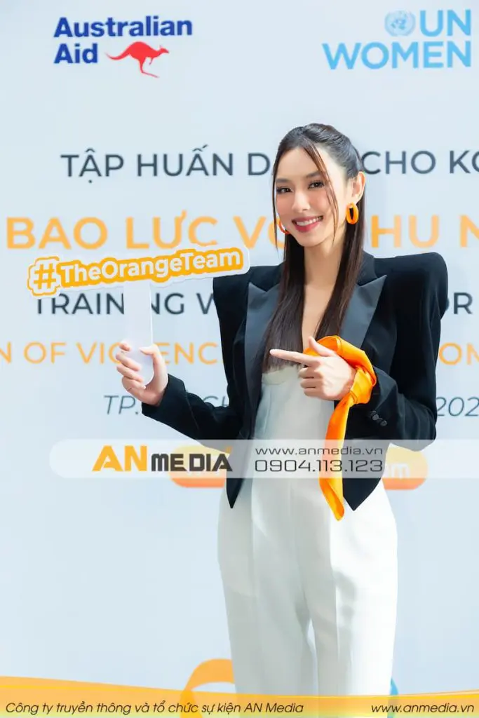Dịch vụ Booking KOL