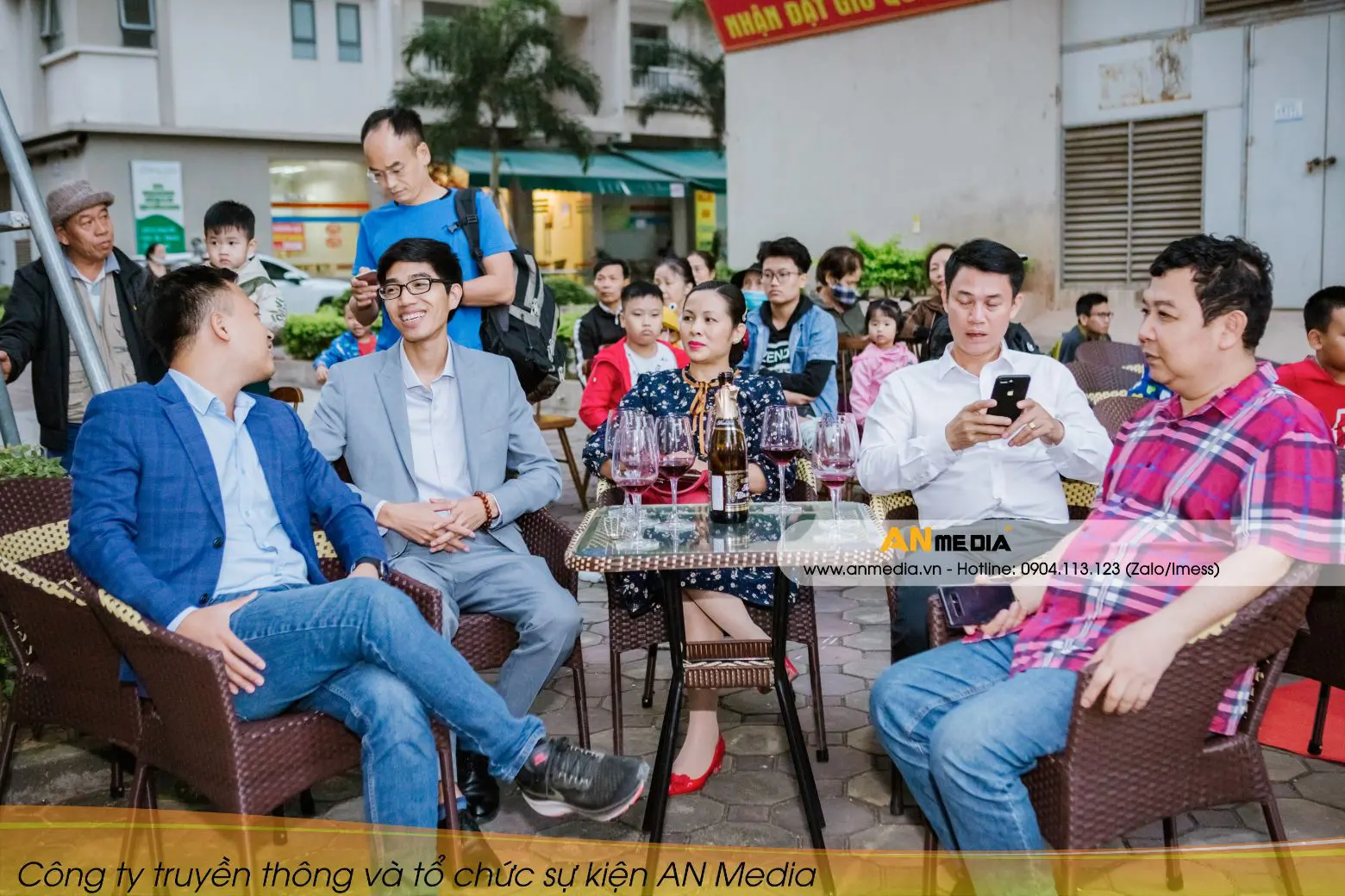 Câu chúc khai trương là gì?