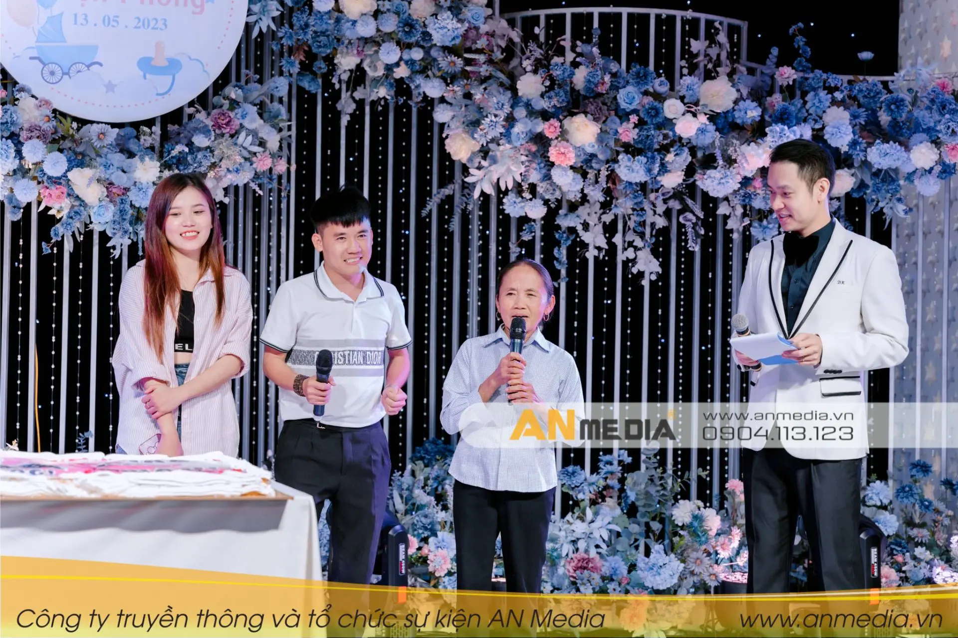 AN Media tổ chức tiệc sinh nhật
