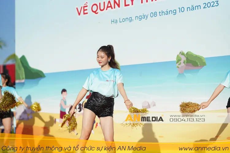 Tiết mục văn nghệ sôi động