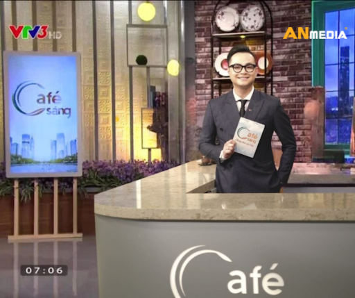 Lê Anh Phương, chàng MC bảnh trai của Cafe sáng với VTV3 
