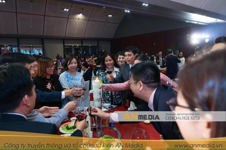 Không gian bữa tiệc Gala Dinner