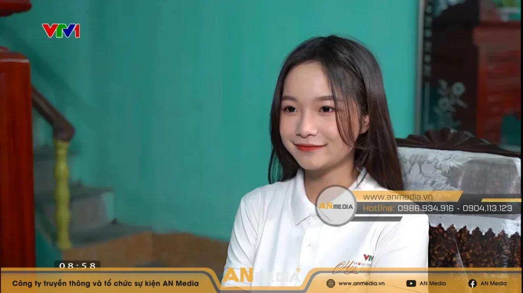 Đảm nhận vị trí Dẫn chương trình tại Hành Trình Hy Vọng của VTV1