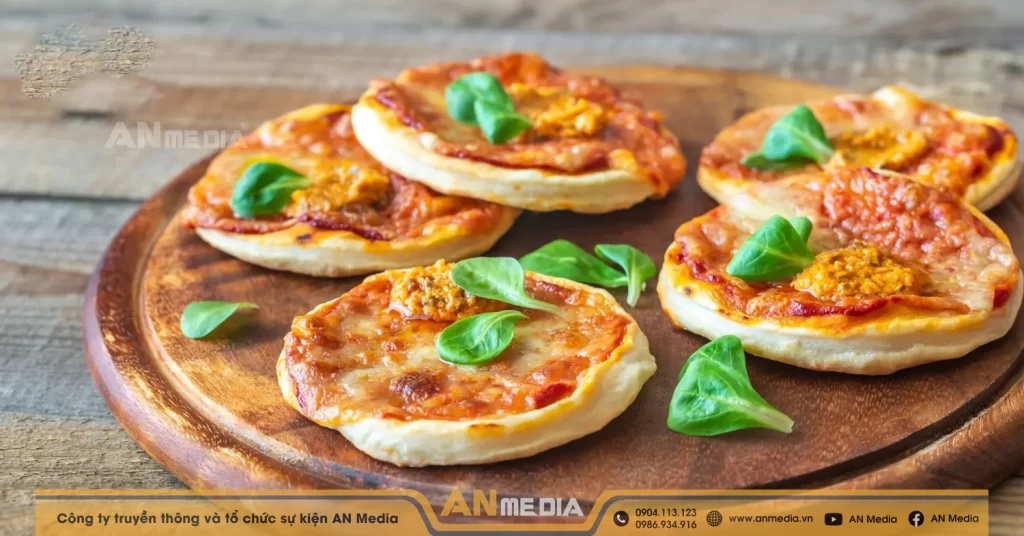 Pizza mini với vẻ ngoài hấp dẫn