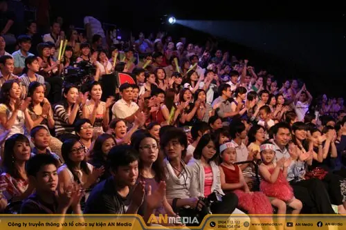 Tương tác với khán giả