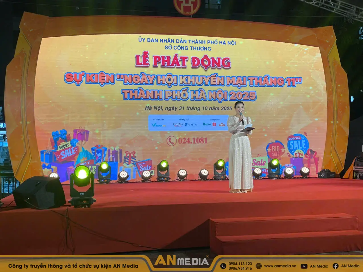 Tỏa sáng cùng màn trình diễn nghệ thuật ấn tượng tại Lễ phát động “Ngày hội Khuyến mại tháng 11”