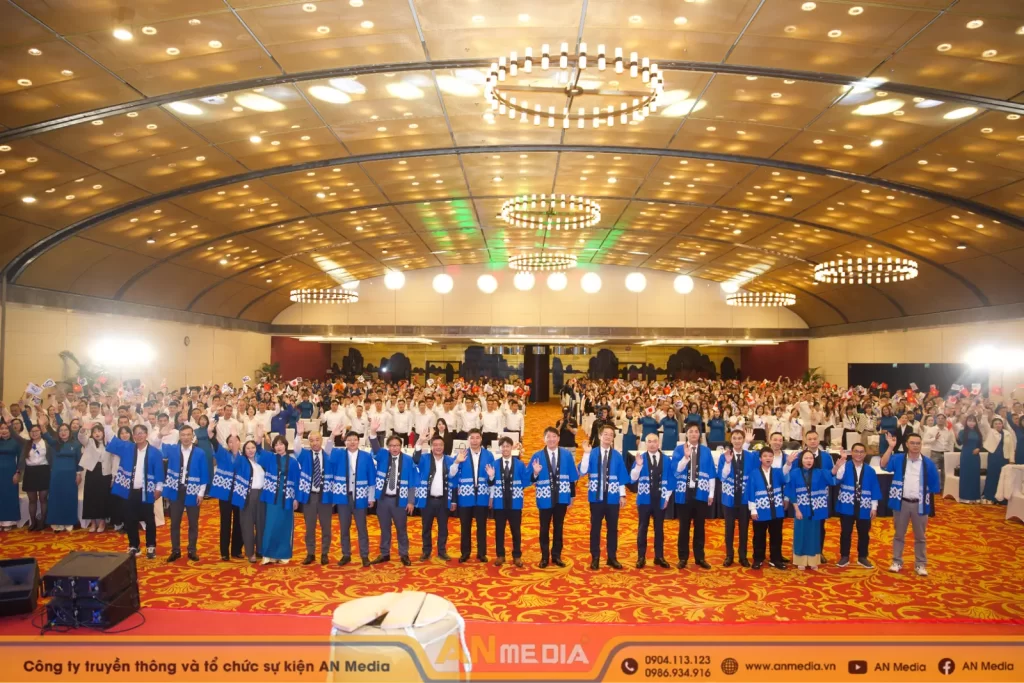 Ảnh tập thể của FCC