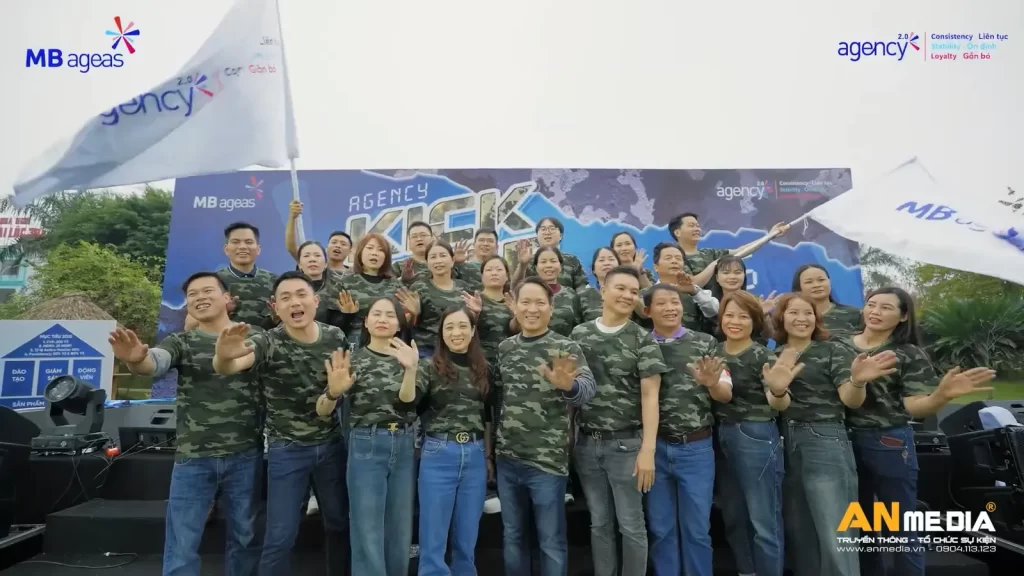 Sự kiện kickoff tạo động lực hoàn thành mục tiêu