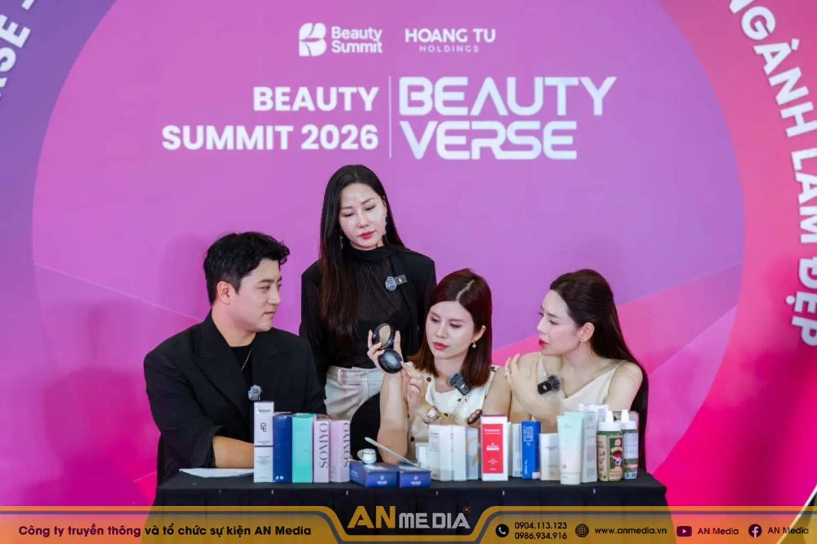 khung hình dịch vụ livestream sự kiện Beauty Summit