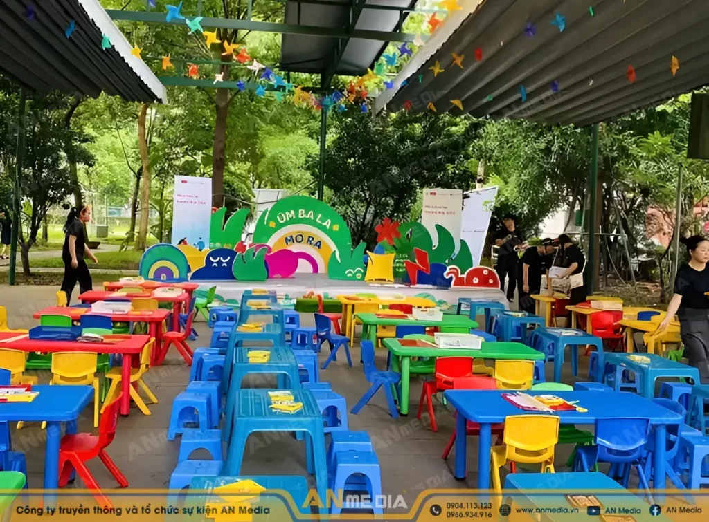 Backdrop trung thu ngoài trời 