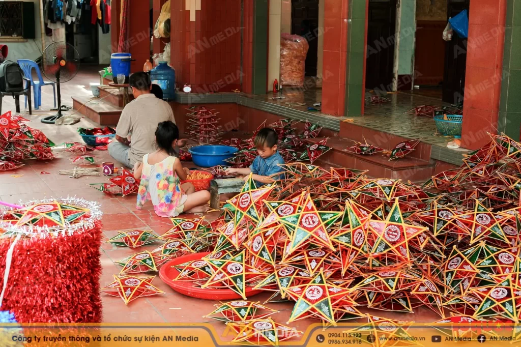 Làng nghề làm đèn ông sao