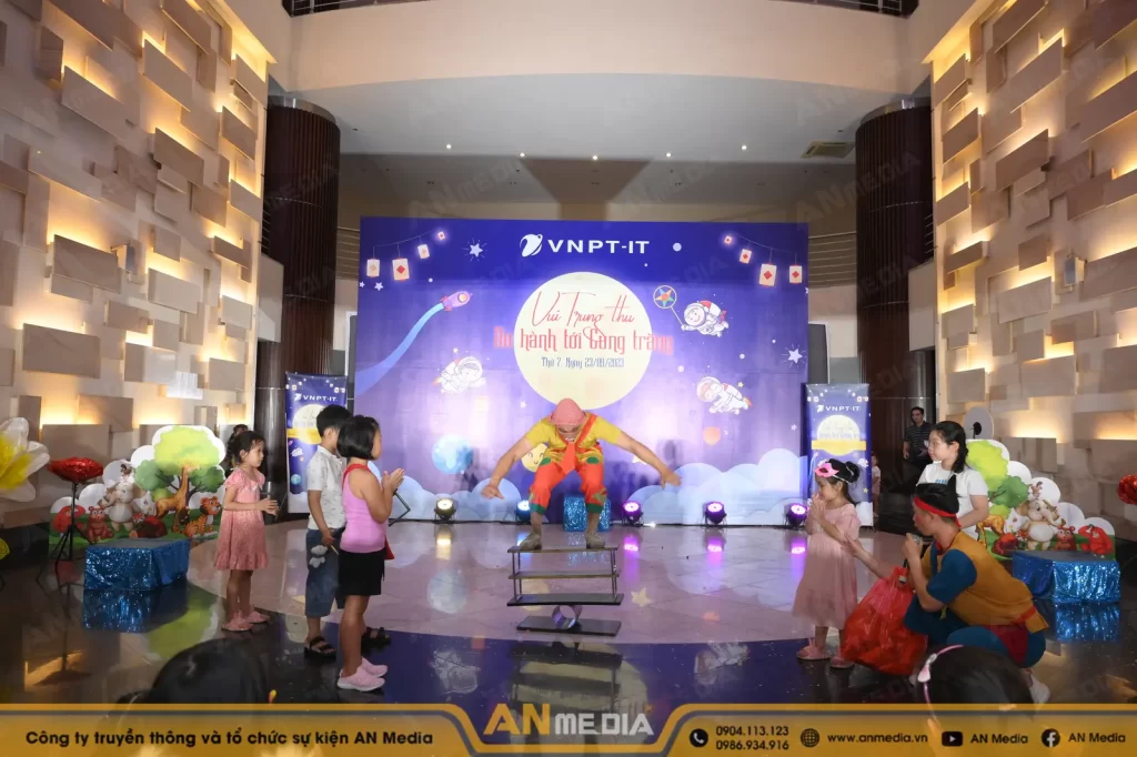 Xiếc thiếu nhi trung thu