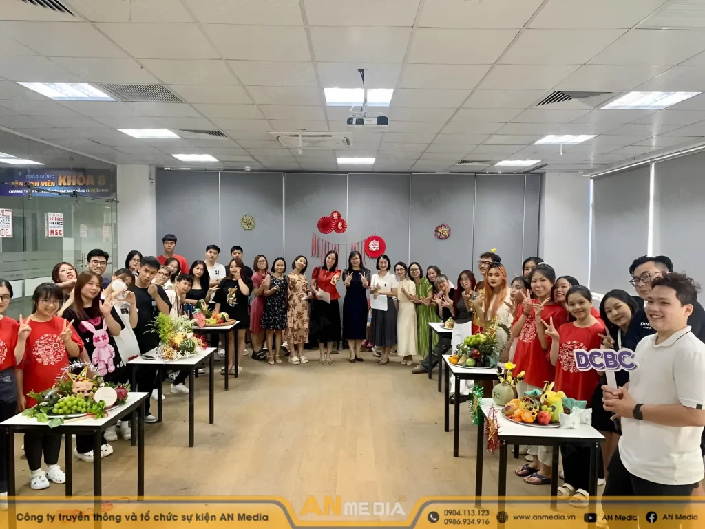 Tổ chức trung thu tại văn phòng