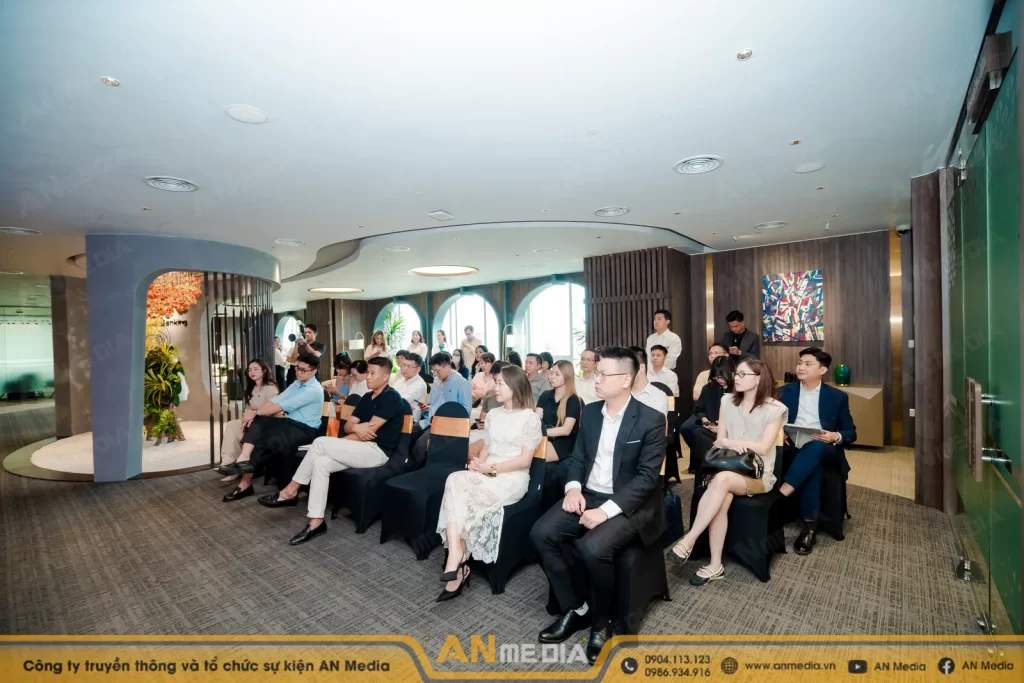 Khách mời VIP của BIDV trong chương trình “Blooming Connections - Private Luxury Experience”