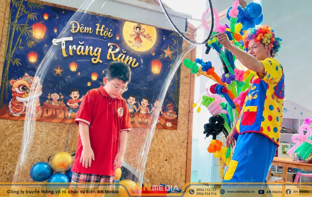 Tạo bầu không khí vui nhộn 