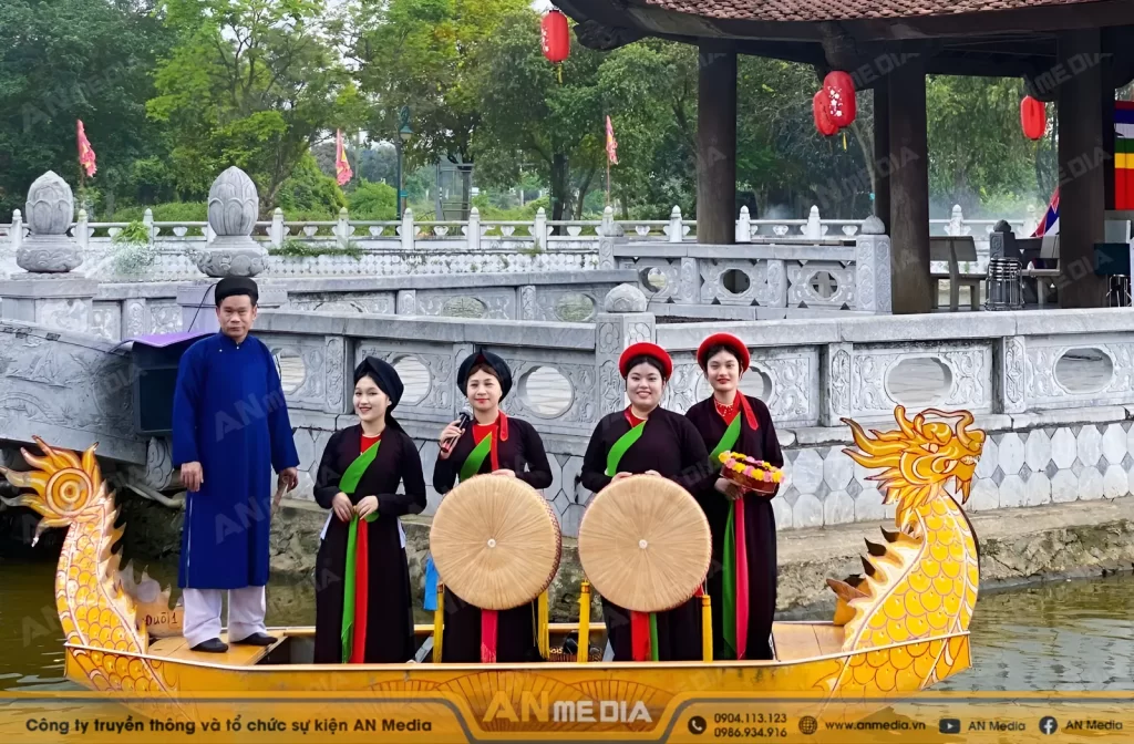 Trang phục truyền thống của ca sĩ hát quan họ