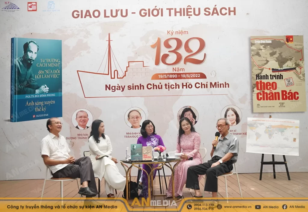 Xác định đối tượng ra mắt sách