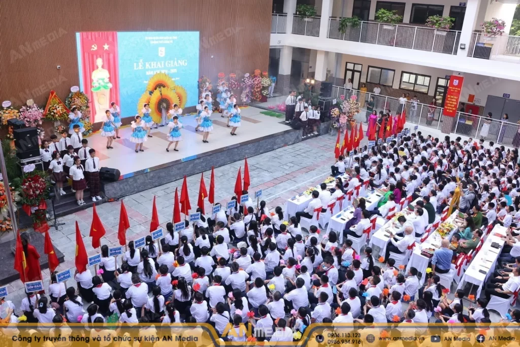 Thuê thiết bị lễ khai giảng không phù hợp với quy mô chương trình