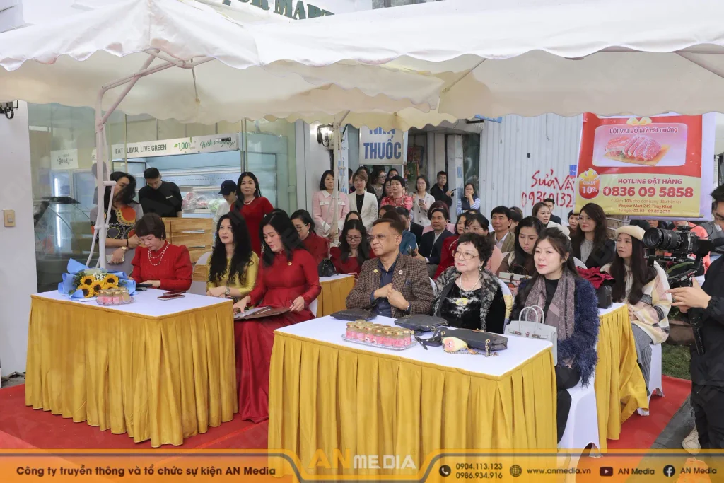 Khách hàng mục tiêu của lễ ra mắt sản phẩm