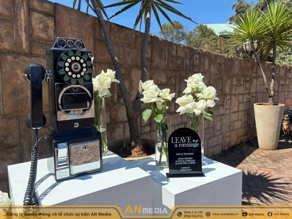 Video gửi lời chúc đến tương lai (Video Guestbook)