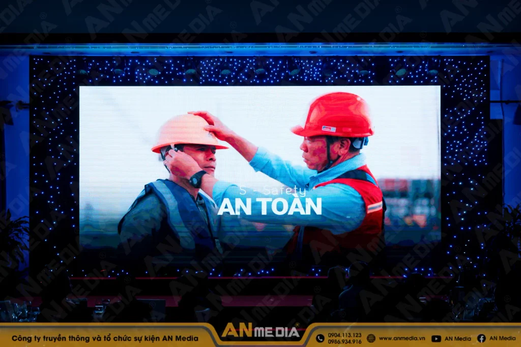 Chọn những cột mốc, thành tựu thực sự vào video