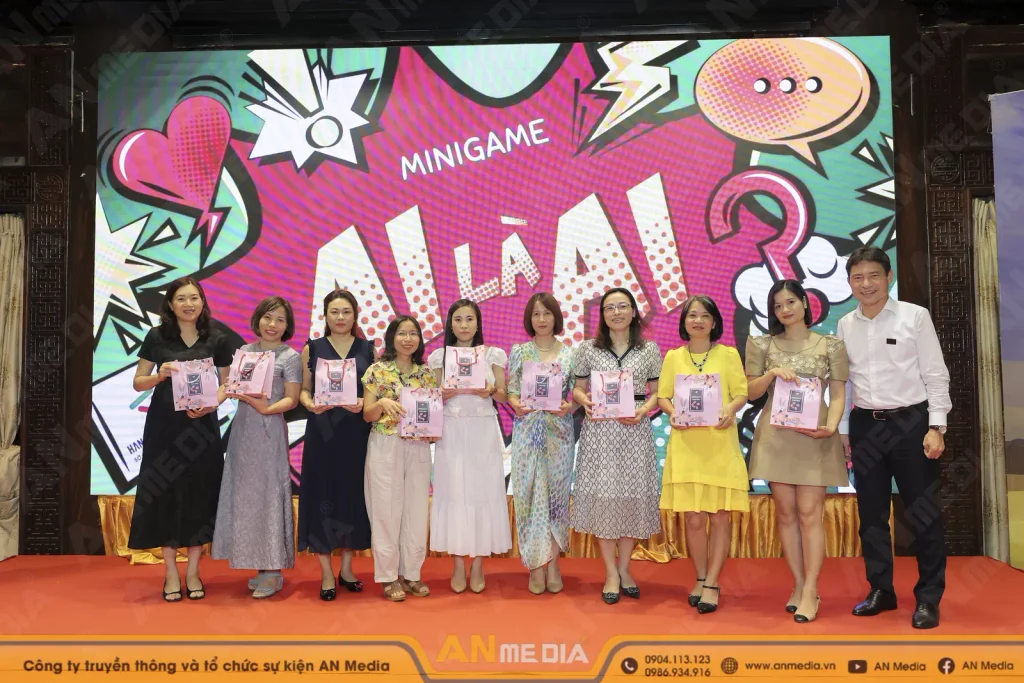 Trò chơi 20/10 giúp nhân viên có thêm thời gian giao lưu